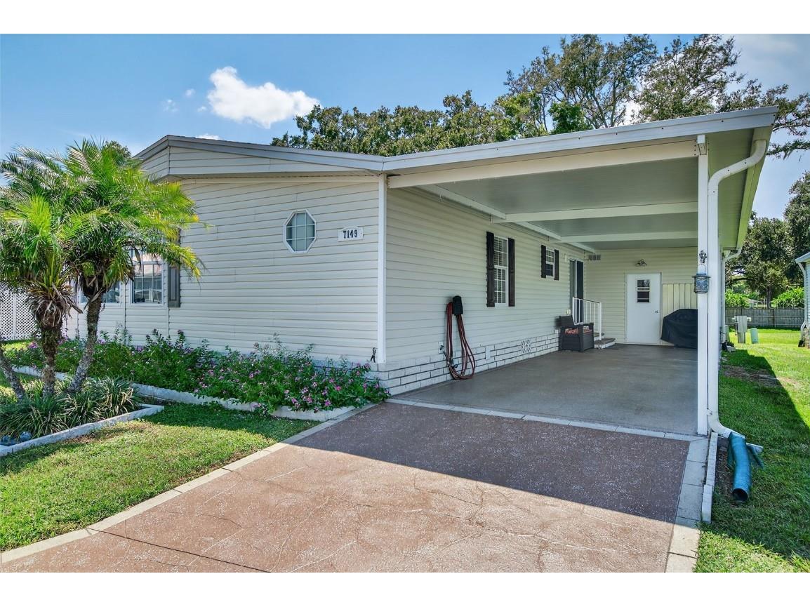 7149 Naranja Street Zephyrhills FL 33541 TB8420069 image1