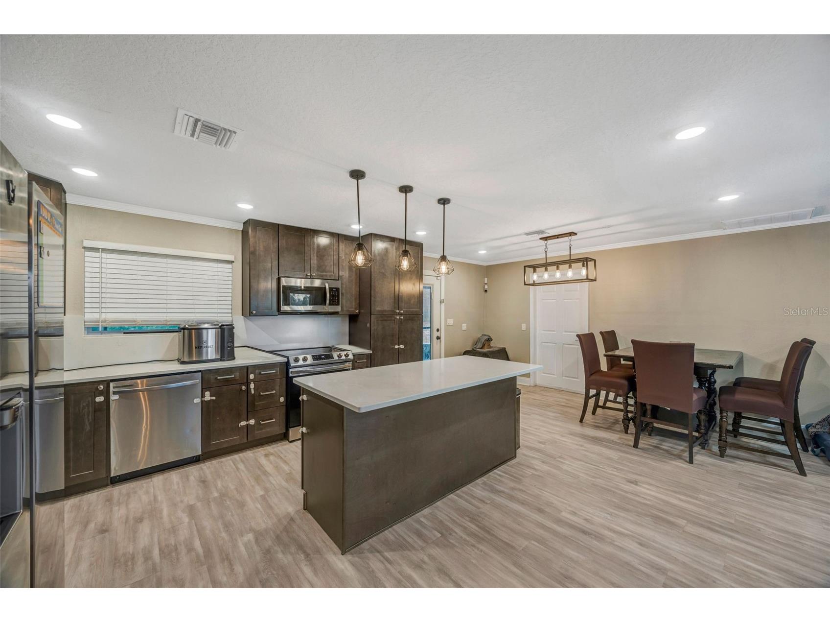 7149 Spruce Drive Weeki Wachee FL 34607 TB8468726 image3