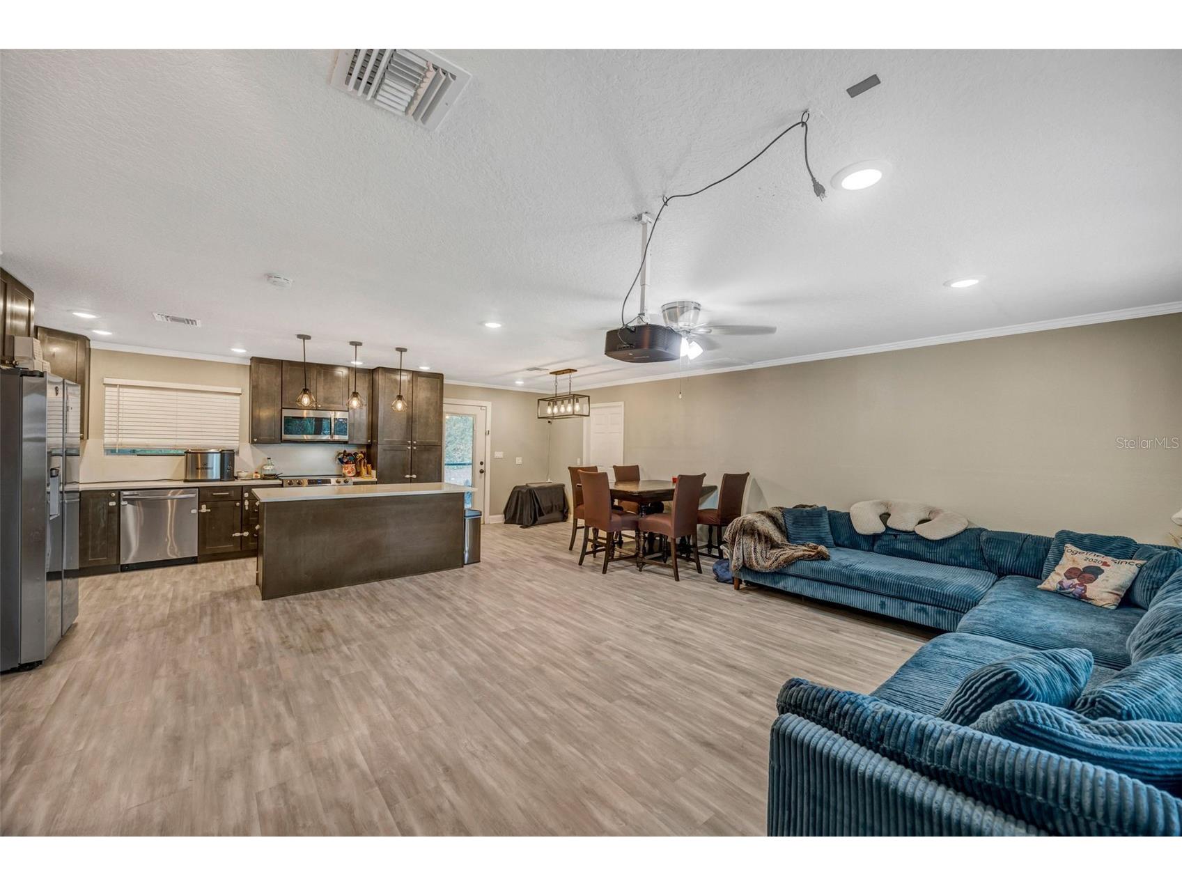 7149 Spruce Drive Weeki Wachee FL 34607 TB8468726 image5