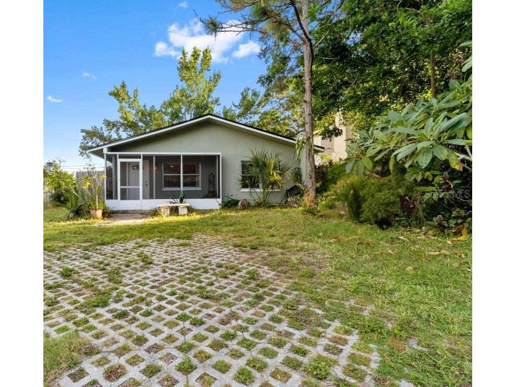 715 1st Avenue NE Largo FL 33770 TB8431402 image1