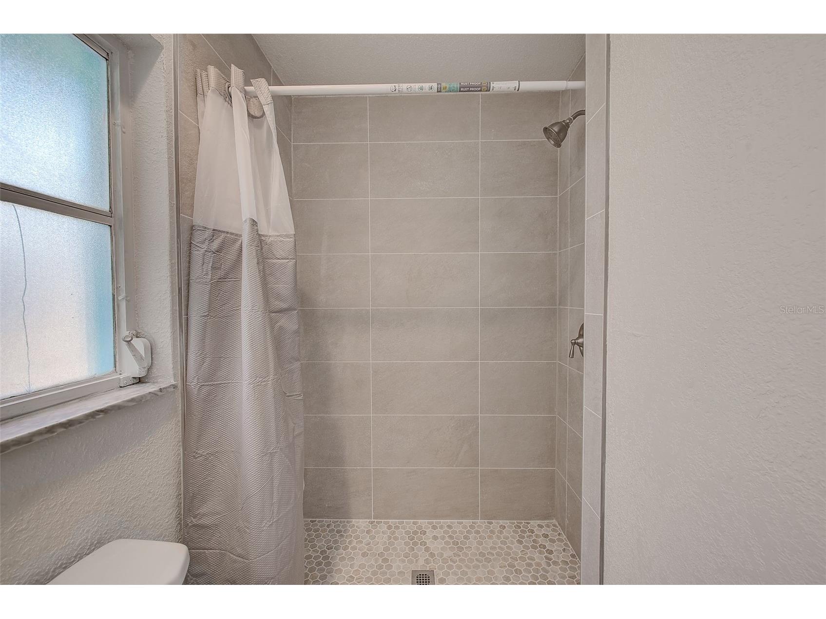 715 1st Avenue NE Largo FL 33770 TB8474696 image11