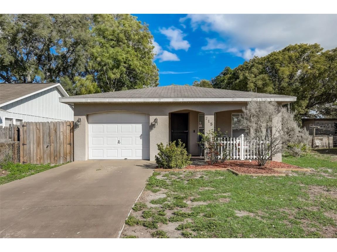 715 24th Street E Bradenton FL 34208 U8227792 image1