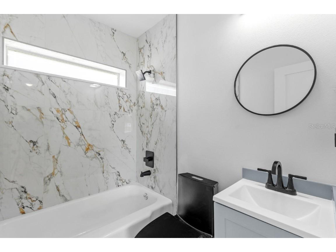 715 40th Avenue NE Saint Petersburg FL 33703 TB8425066 image18