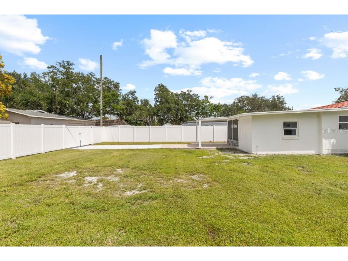715 40th Avenue NE Saint Petersburg FL 33703 TB8425066 image31