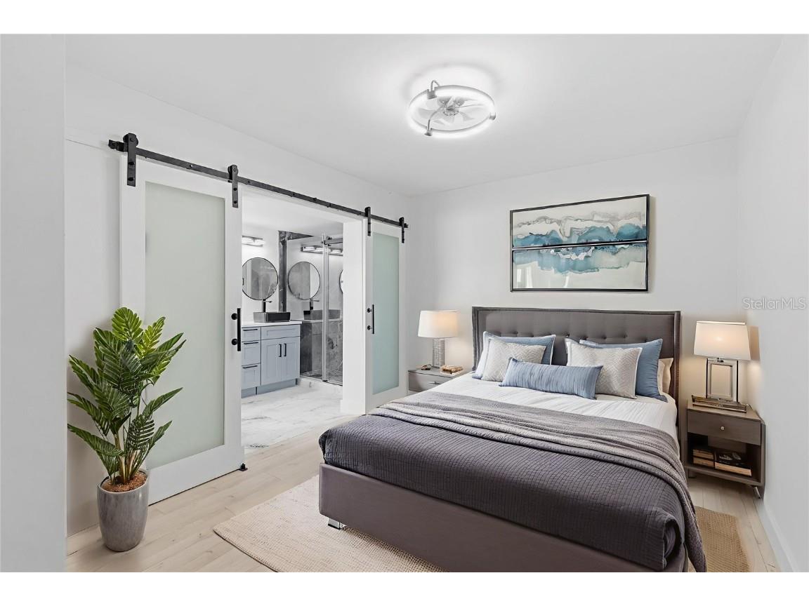 715 40th Avenue NE Saint Petersburg FL 33703 TB8437088 image17