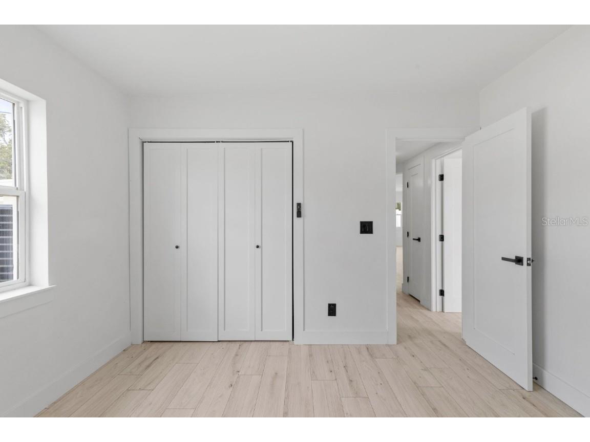 715 40th Avenue NE Saint Petersburg FL 33703 TB8437088 image21