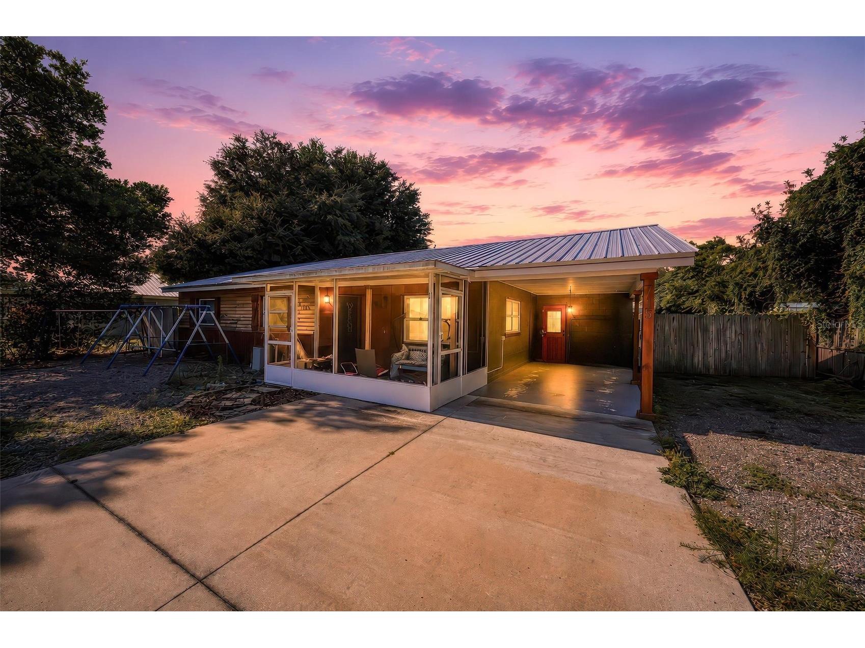 715 4th Street Polk City FL 33868 O6414801 image1