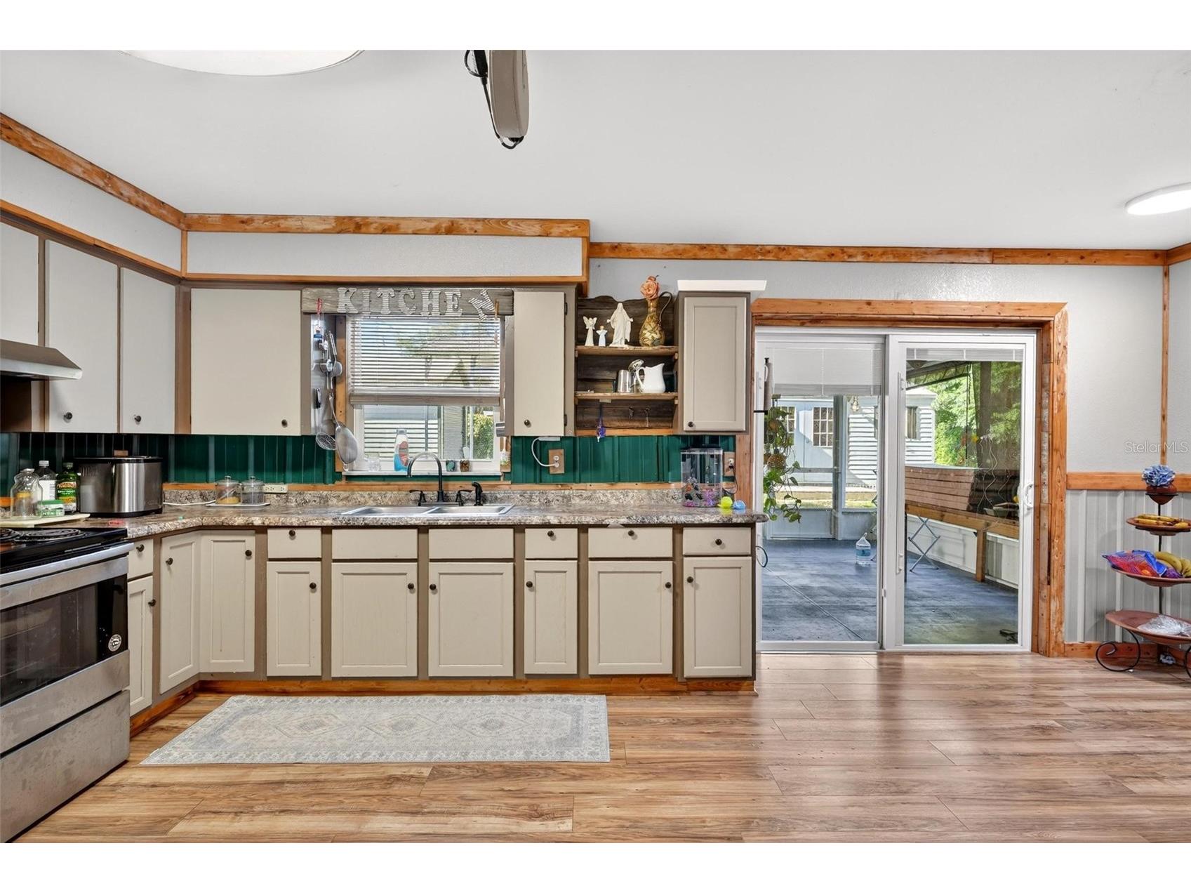 715 4th Street Polk City FL 33868 O6414801 image9