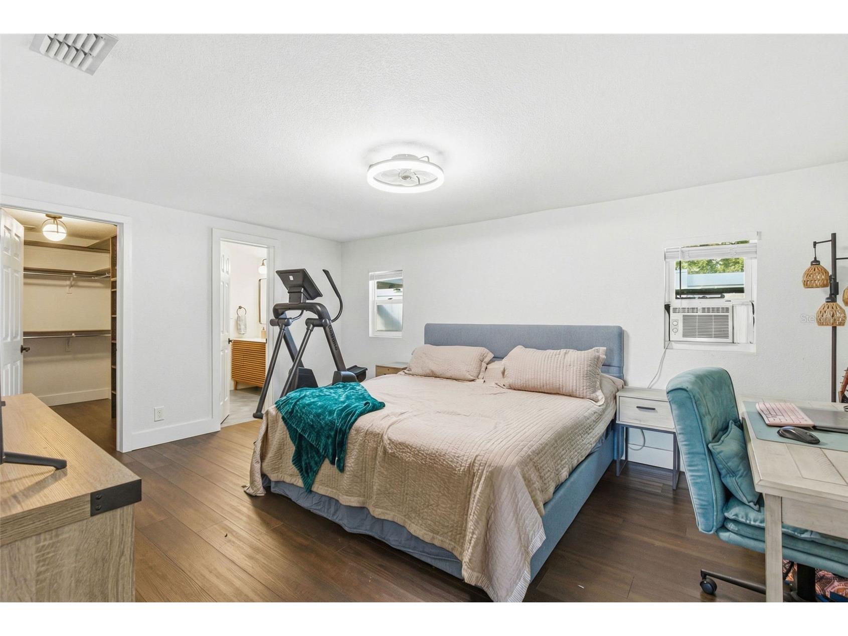 715 53rd Street S Gulfport FL 33707 TB8457466 image26