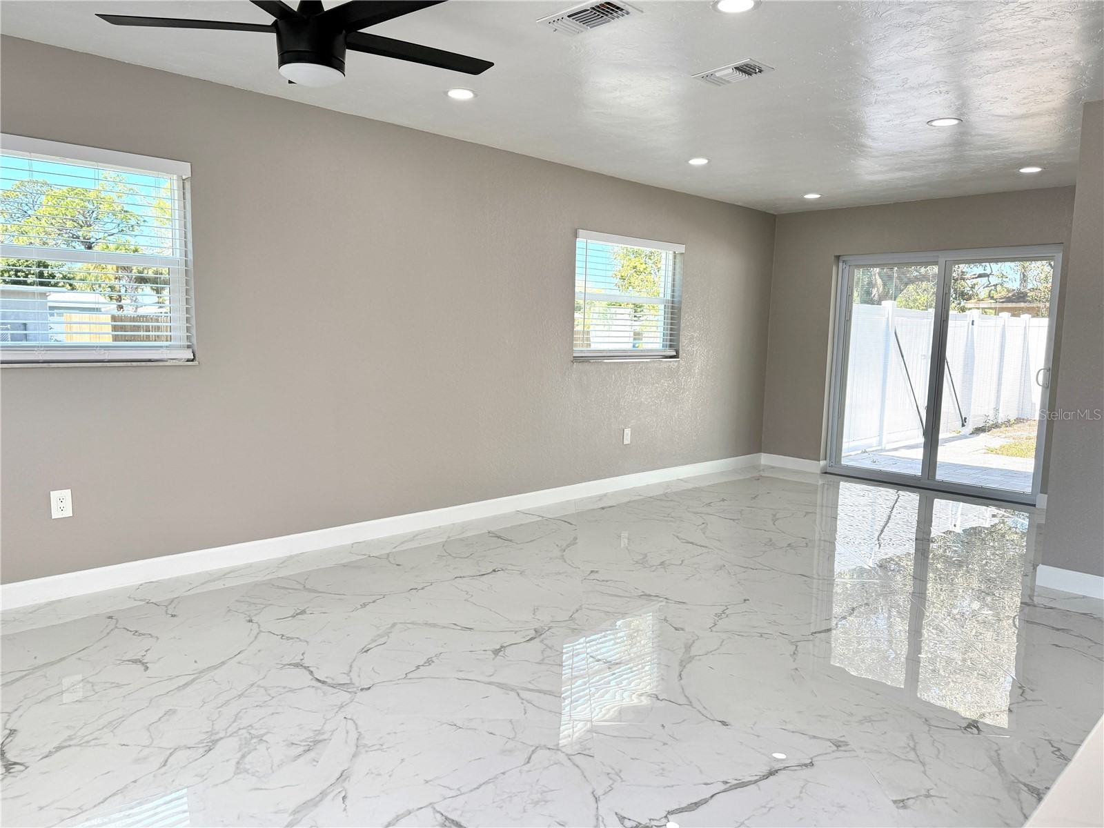 715 65th Avenue Drive W Bradenton FL 34207 A4684244 image2
