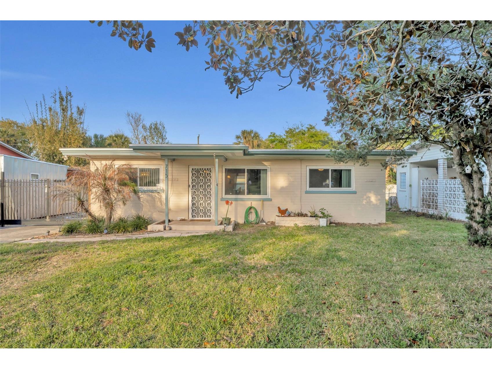 715 Alcazar Avenue Ormond Beach FL 32174 V4948170 image1