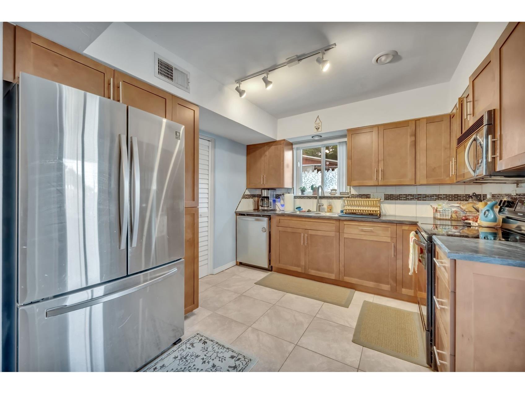 715 Alcazar Avenue Ormond Beach FL 32174 V4948170 image9