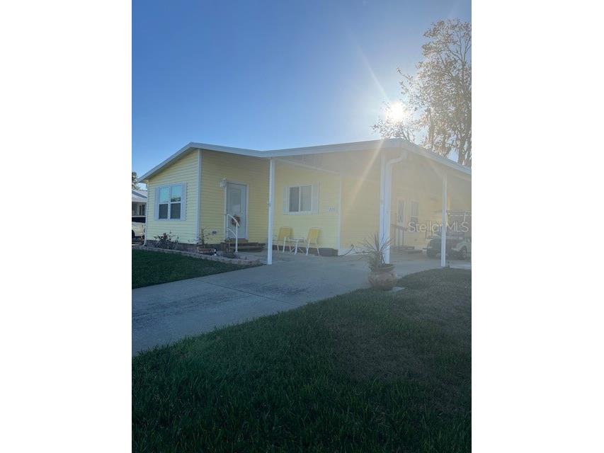 715 Carriage Lane Leesburg FL 34748 G5089842 image1