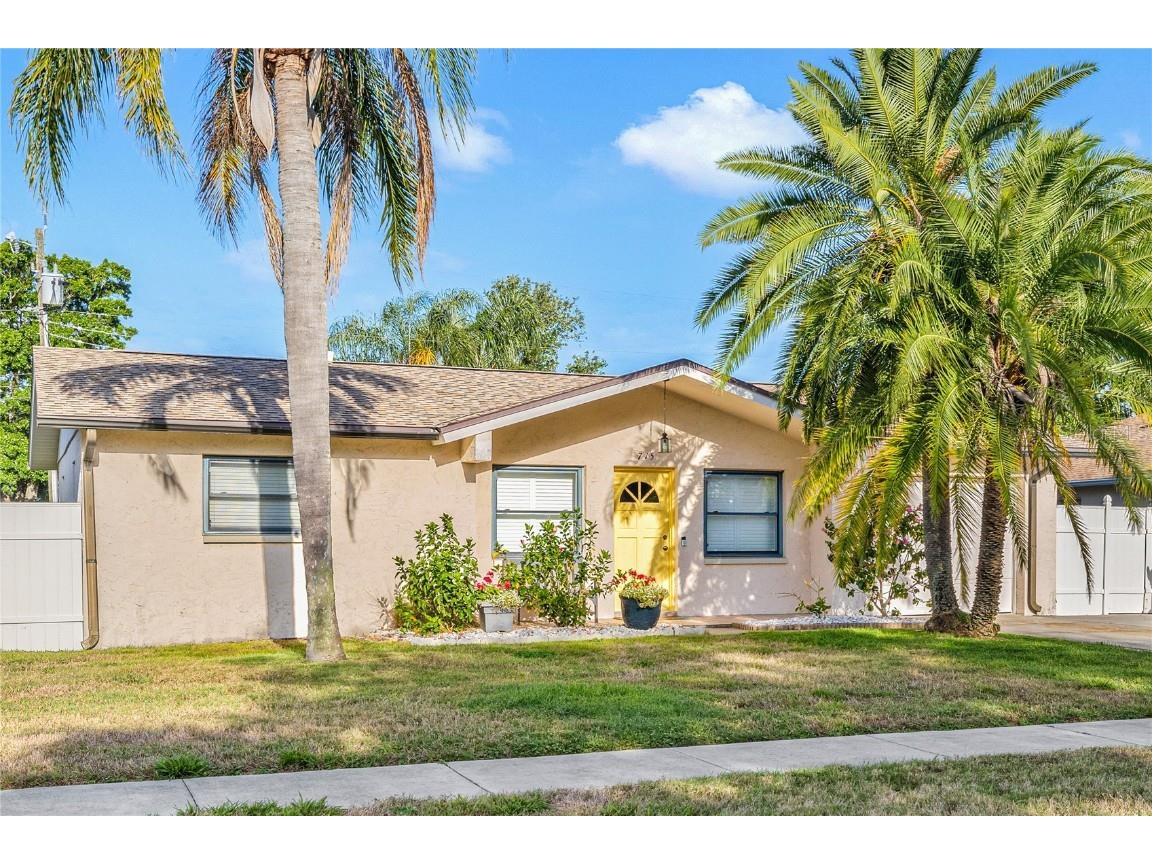 715 Charlotte Avenue Tarpon Springs FL 34689 TB8369661 image1