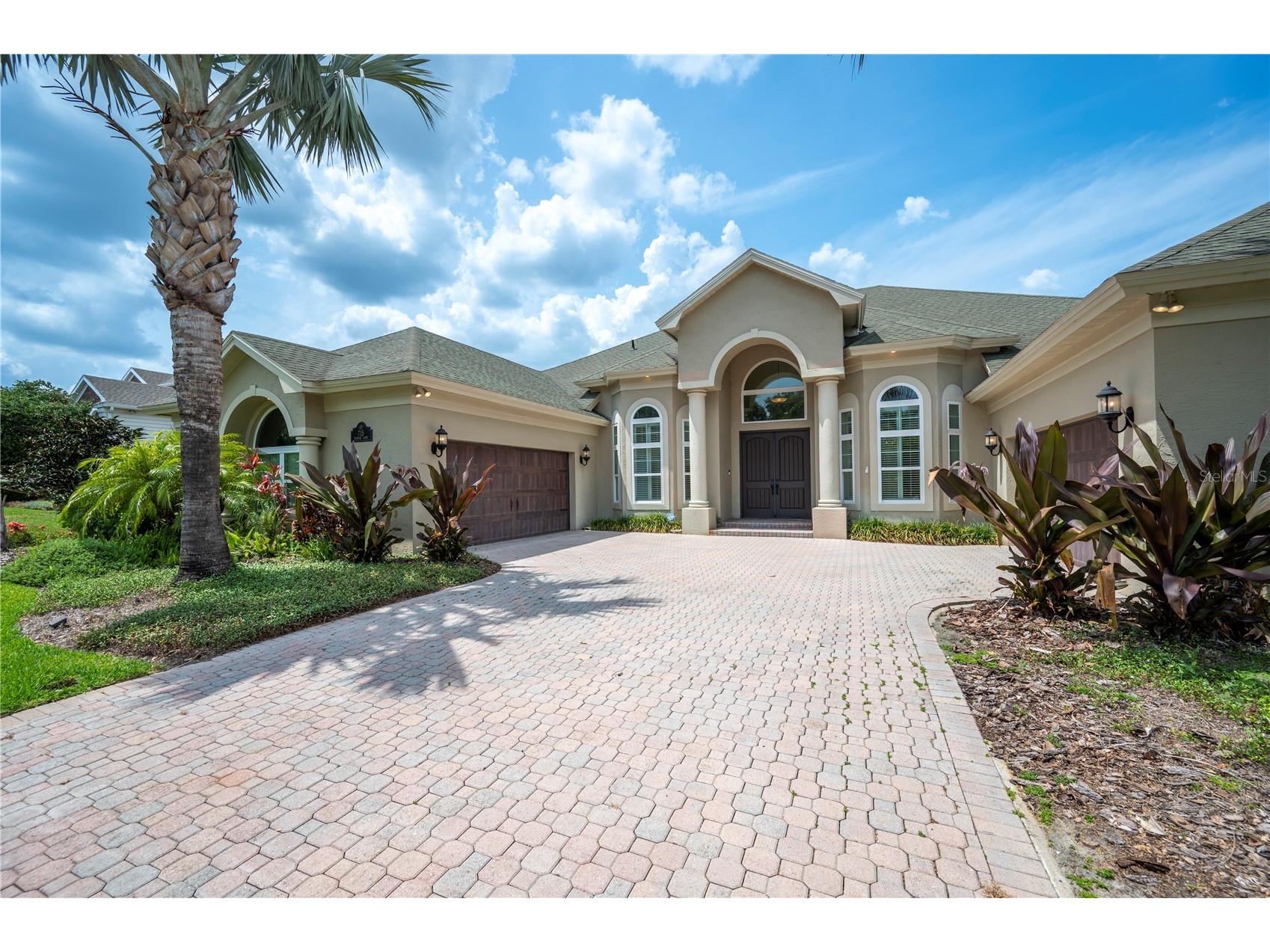 715 Hanover Court Lakeland FL 33813 L4951873 image1