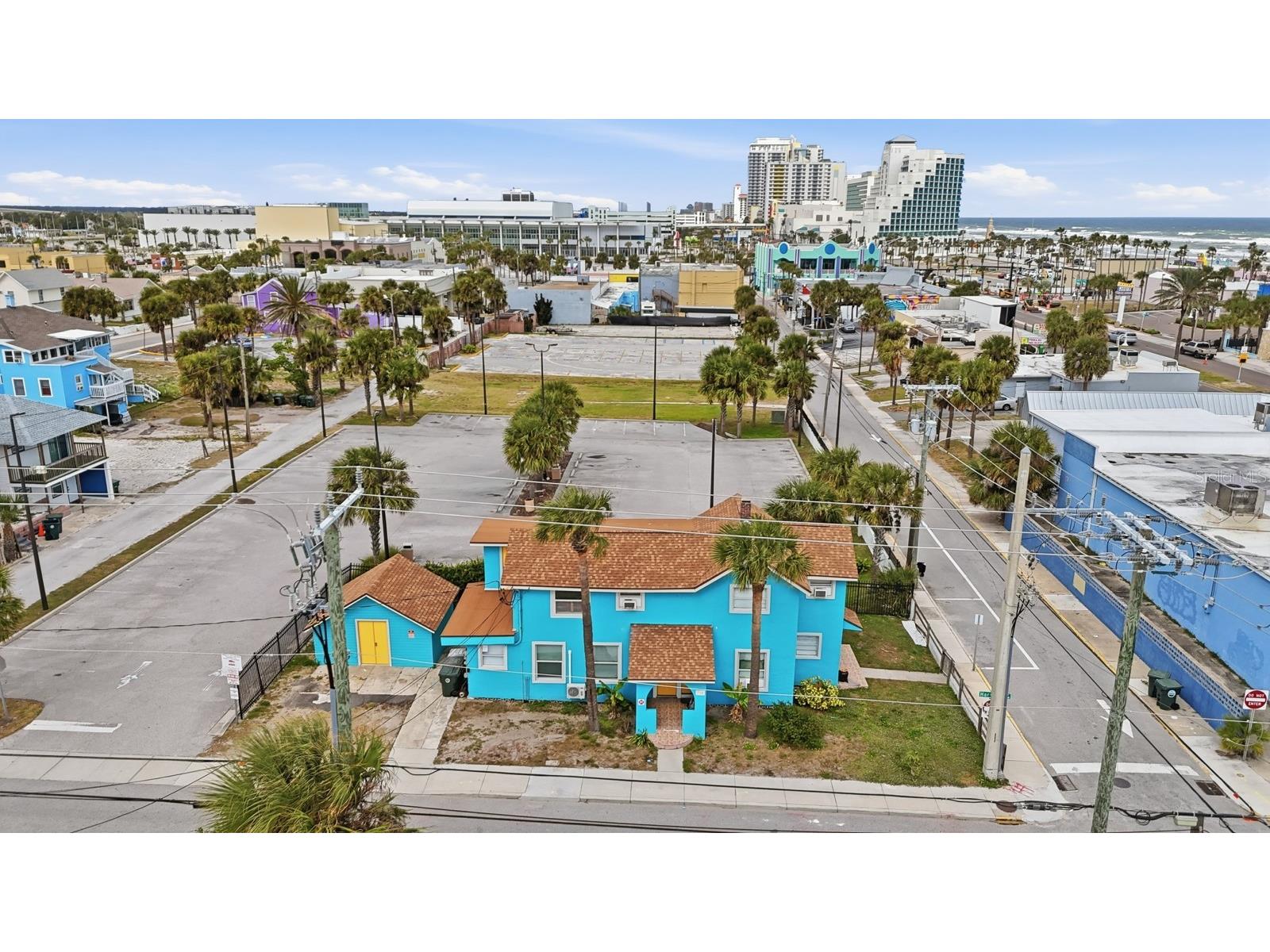 715 Harvey Avenue Daytona Beach FL 32118 V4946341 image1