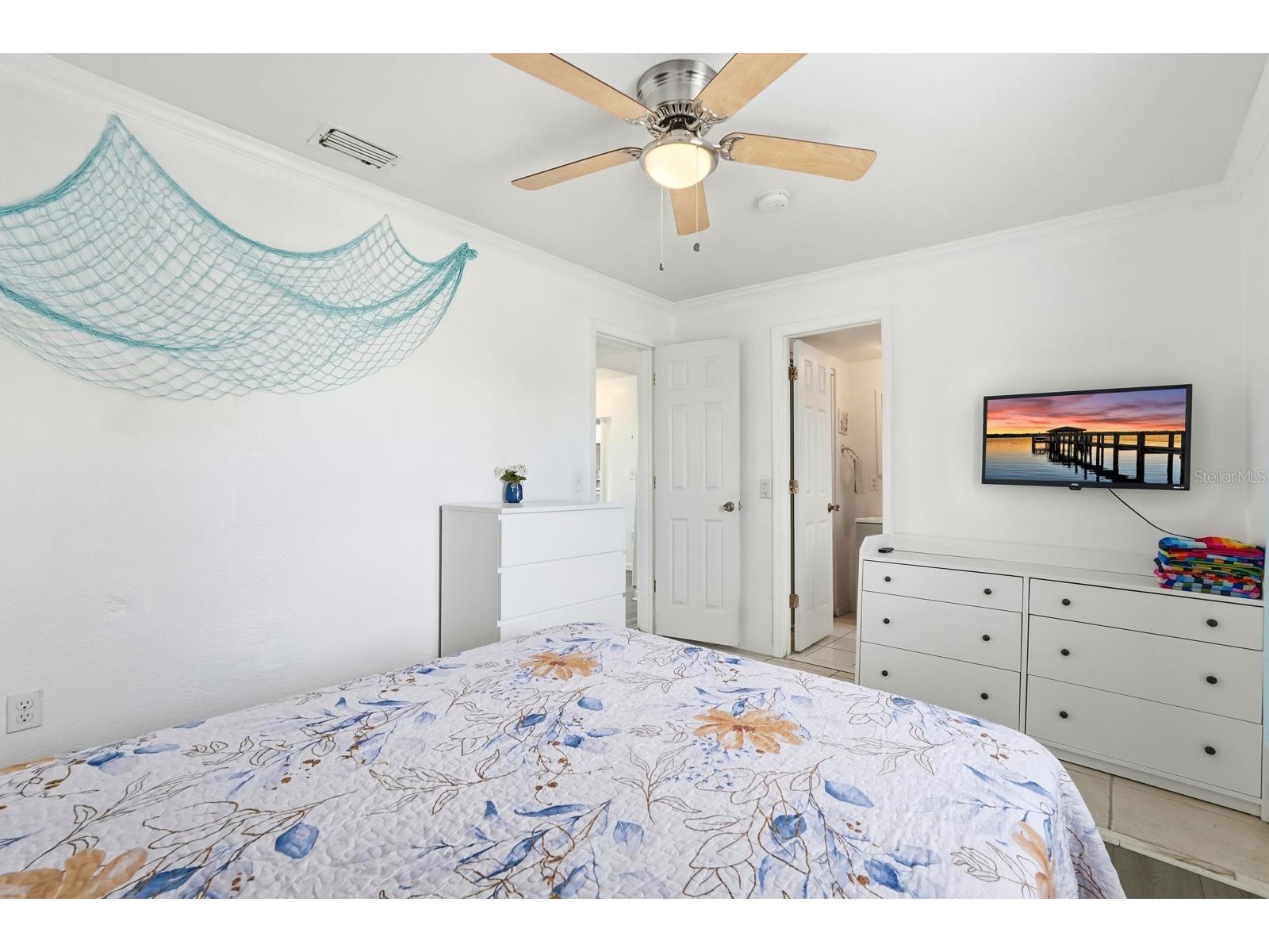 715 Harvey Avenue Daytona Beach FL 32118 V4946341 image15