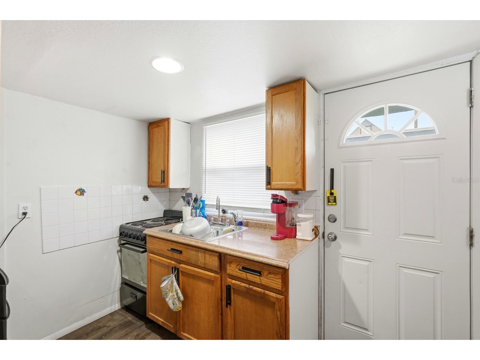 715 Harvey Avenue Daytona Beach FL 32118 V4946341 image19