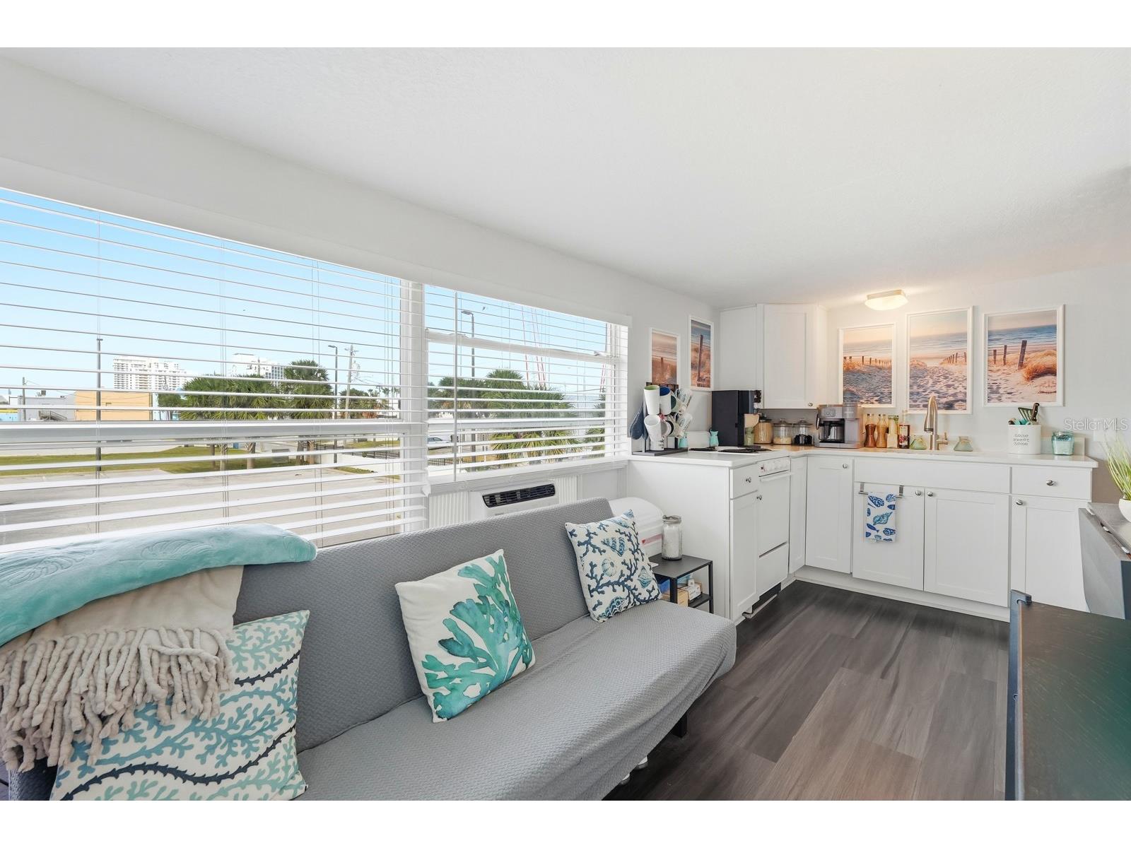 715 Harvey Avenue Daytona Beach FL 32118 V4946341 image40