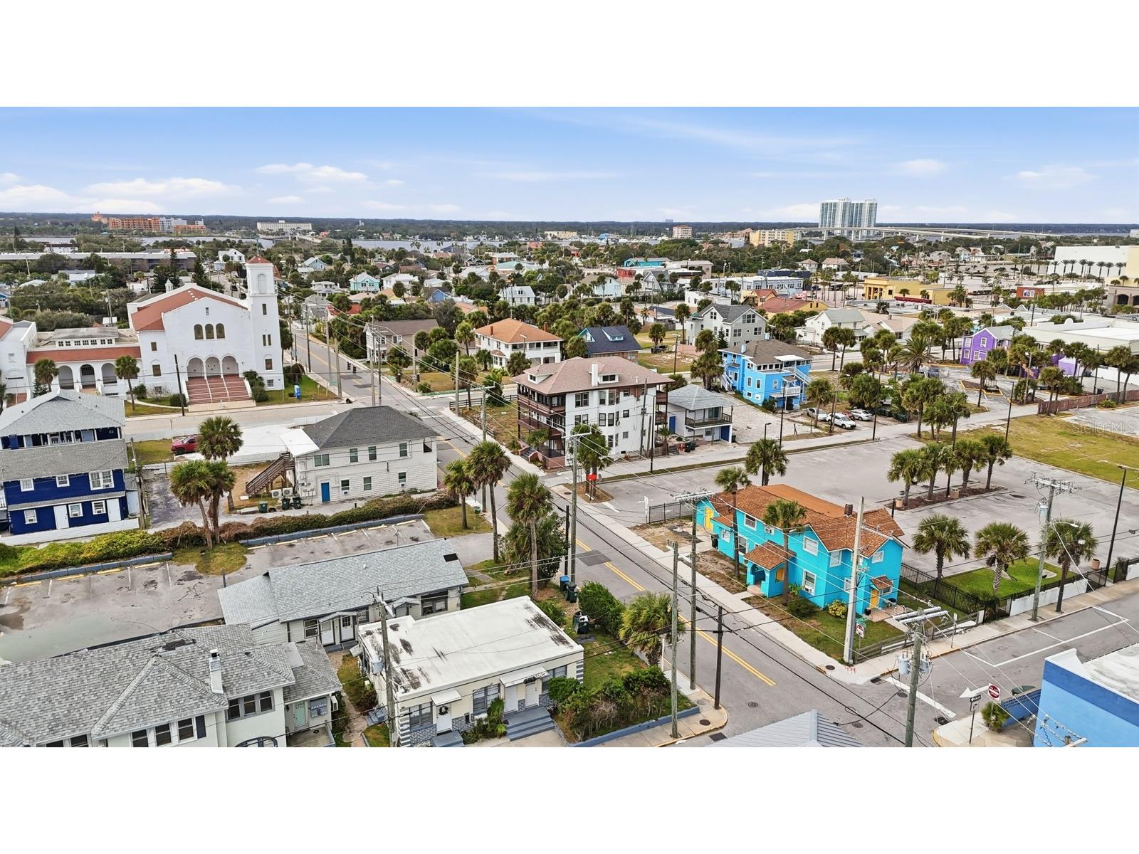 715 Harvey Avenue Daytona Beach FL 32118 V4946341 image47