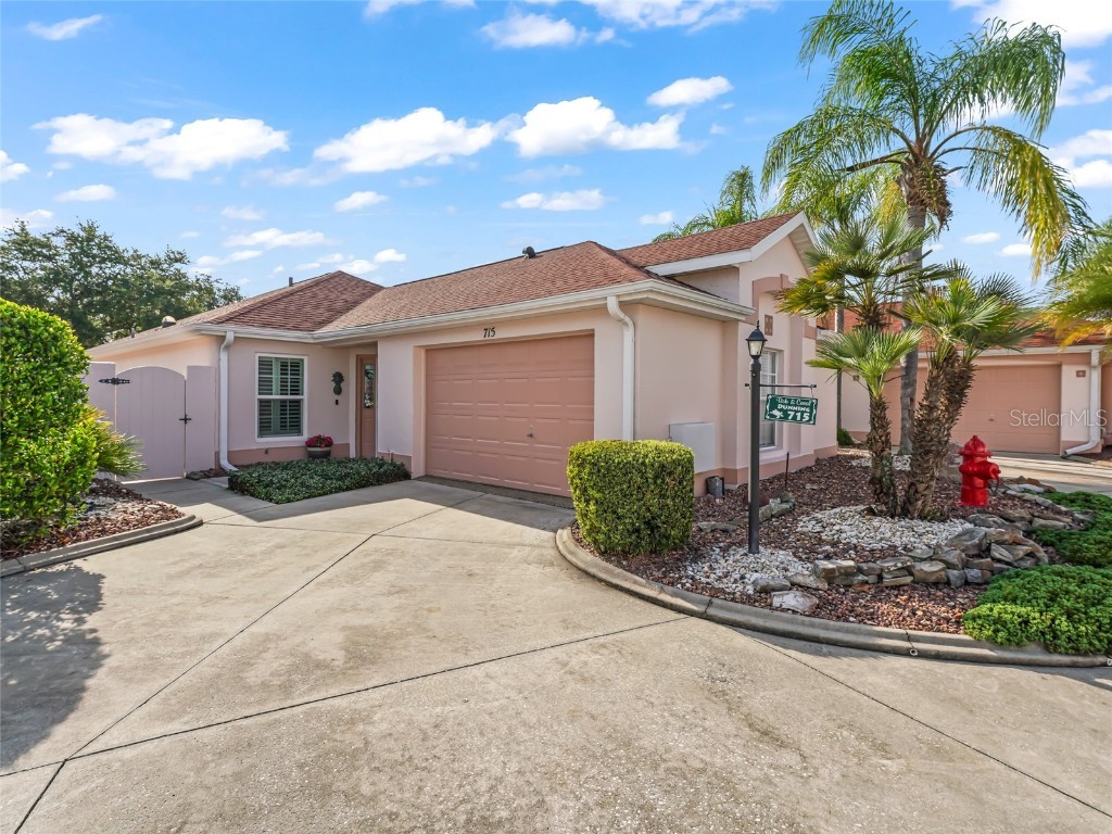 715 Hernandez Drive The Villages FL 32159 G5069847 image1