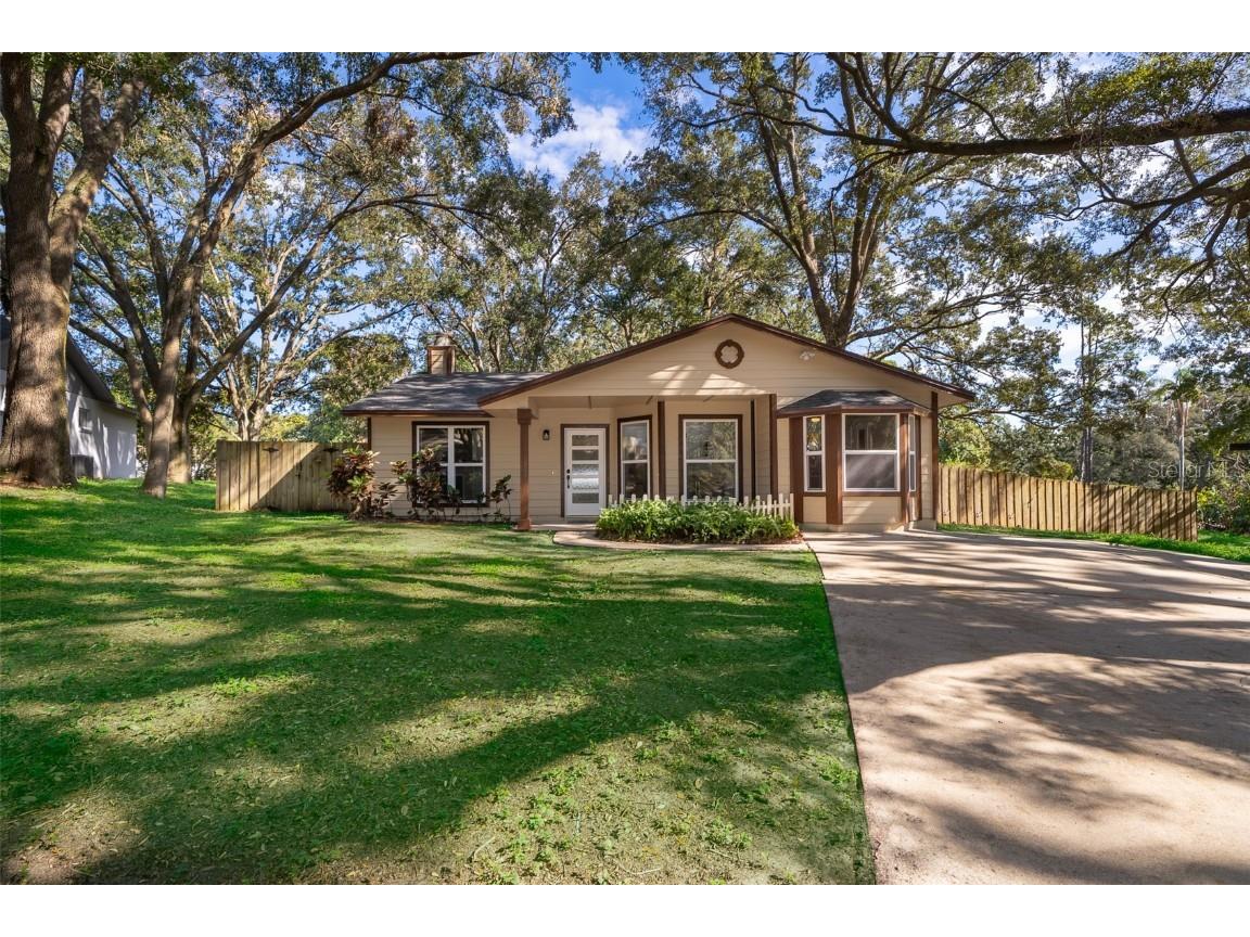 715 Lakeview Drive Ocoee FL 34761 O6249427 image1