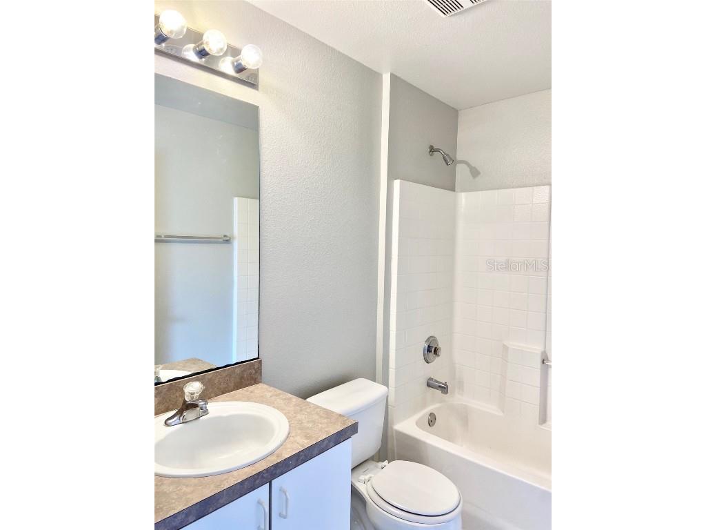 715 Lucaya Drive Kissimmee FL 34758 O6342104 image7