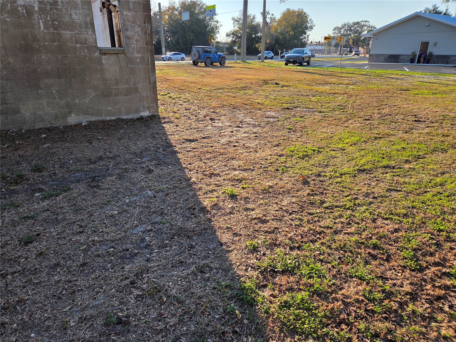 715 N Young Boulevard Chiefland FL 32626 OM718847 image11