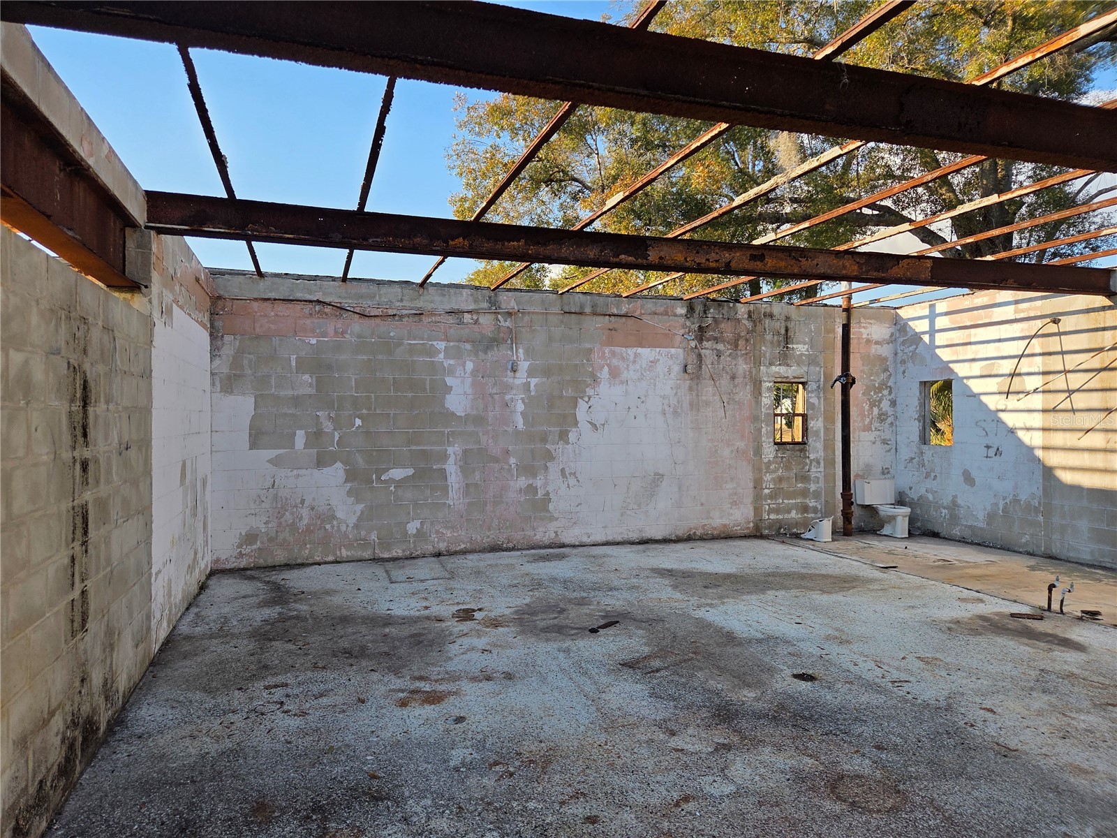 715 N Young Boulevard Chiefland FL 32626 OM718847 image16