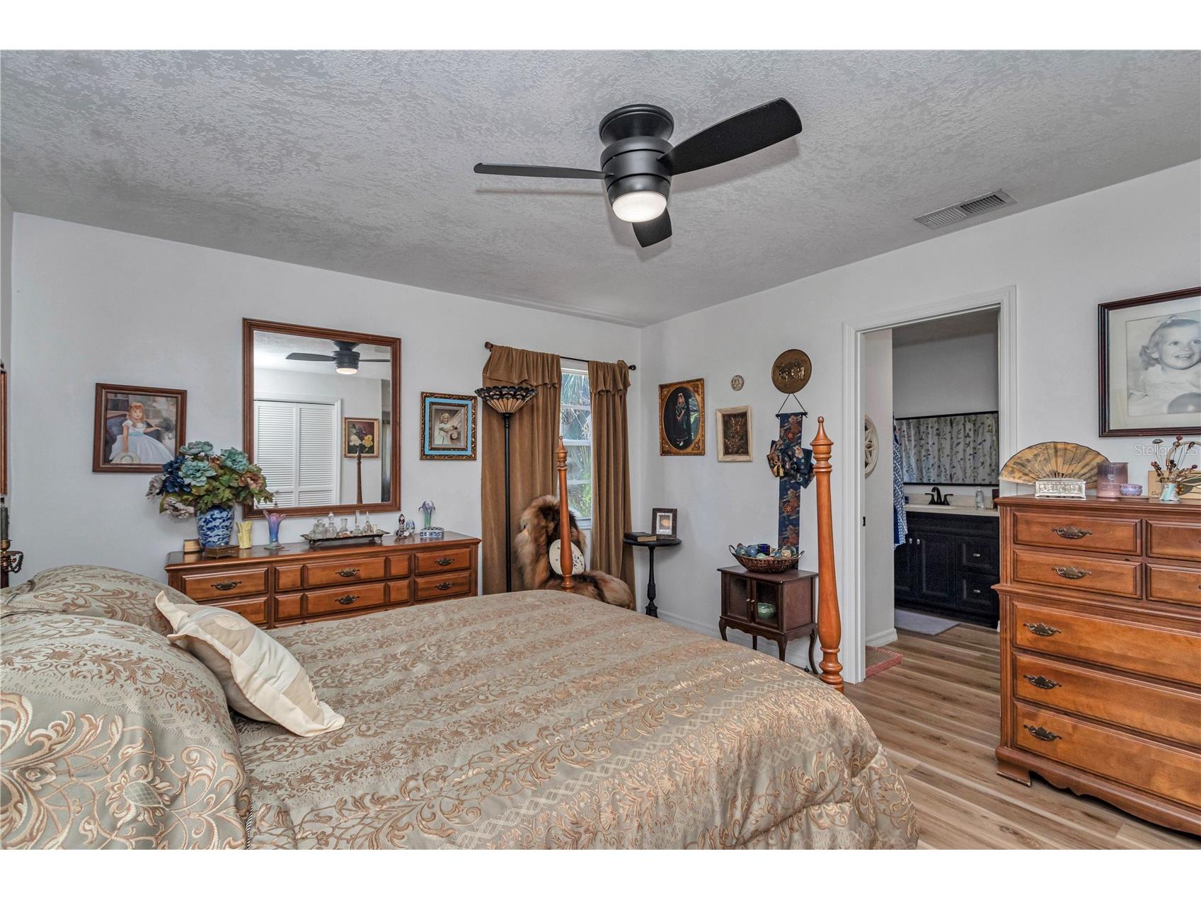 715 NE 12th Terrace Crystal River FL 34428 OM717232 image26