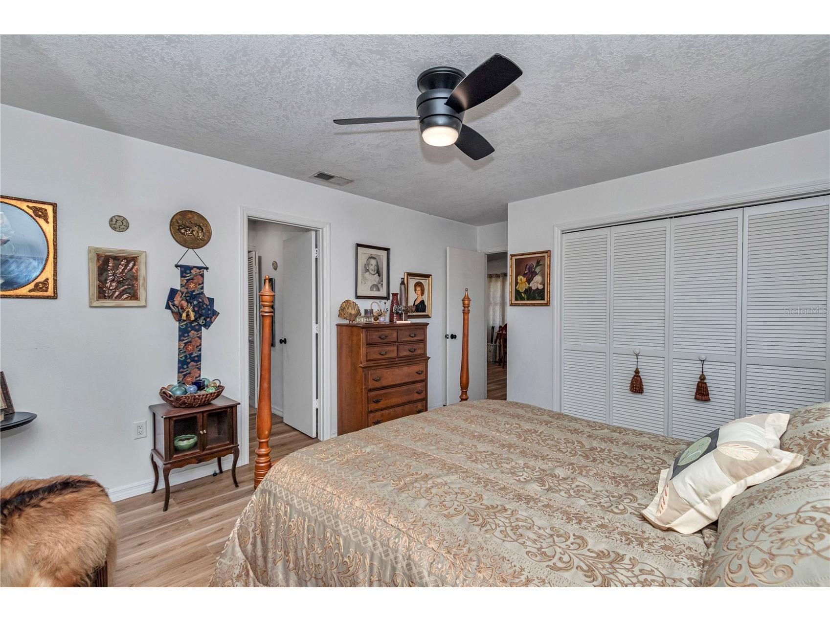 715 NE 12th Terrace Crystal River FL 34428 OM717232 image27