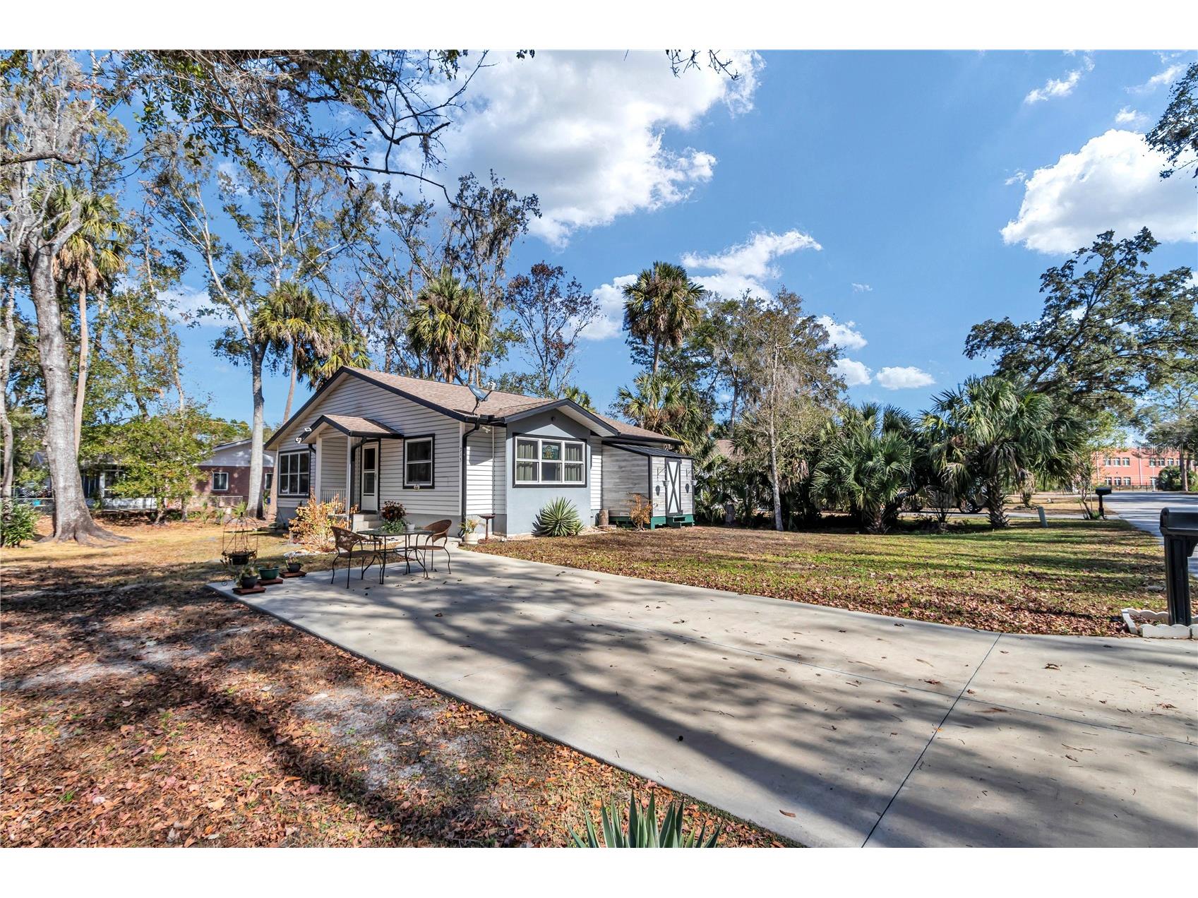 715 NE 12th Terrace Crystal River FL 34428 OM717232 image3