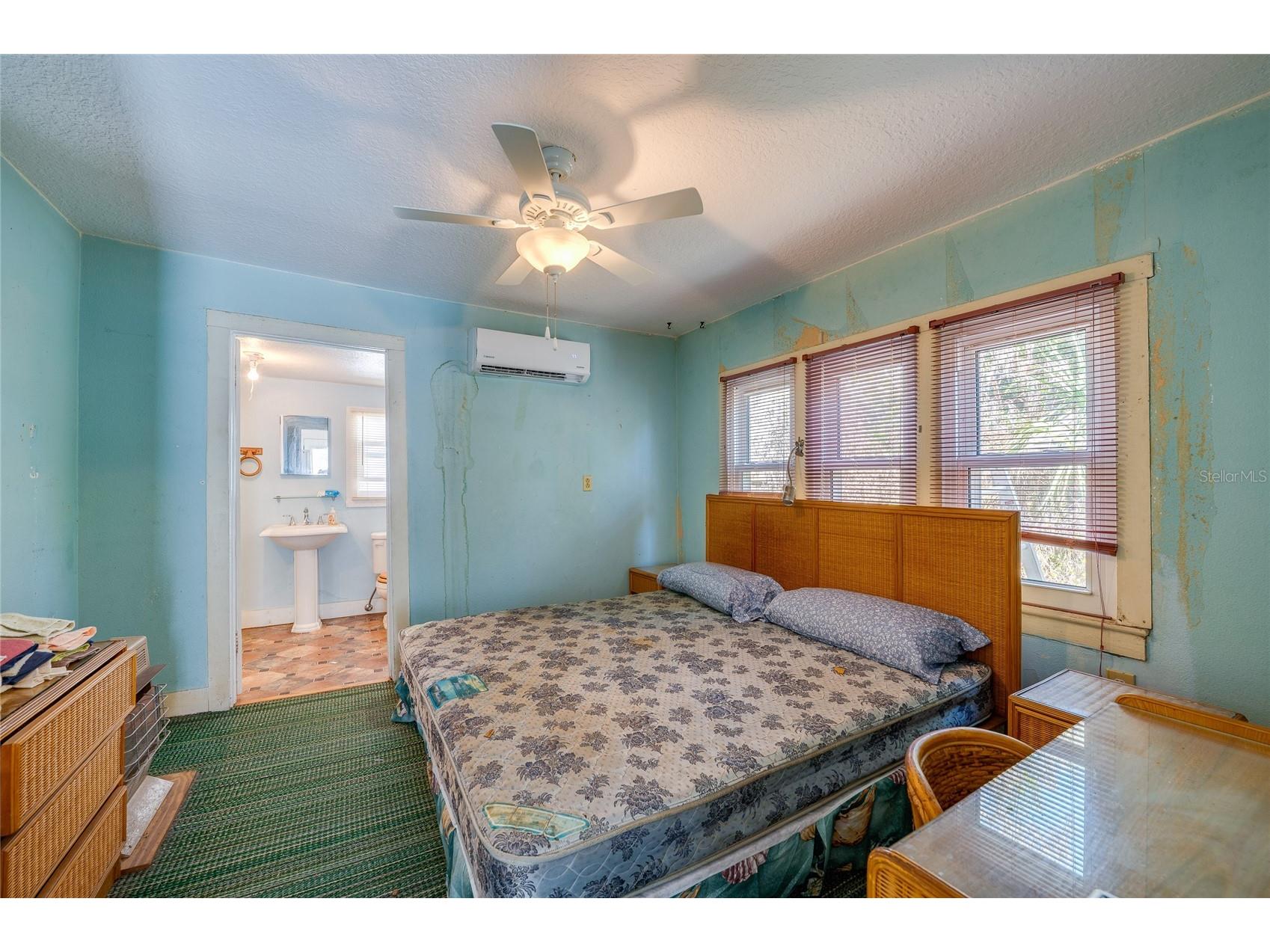 715 Neal Street New Smyrna Beach FL 32168 V4947770 image10