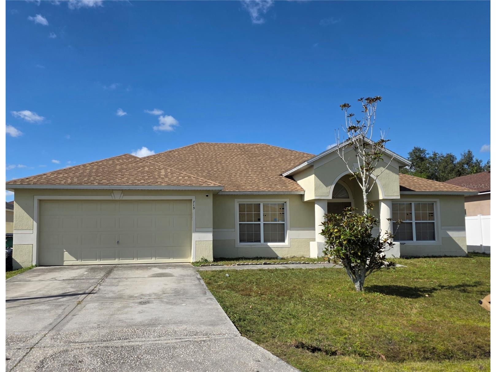 715 Palaiseau Court Kissimmee FL 34759 S5140697 image1