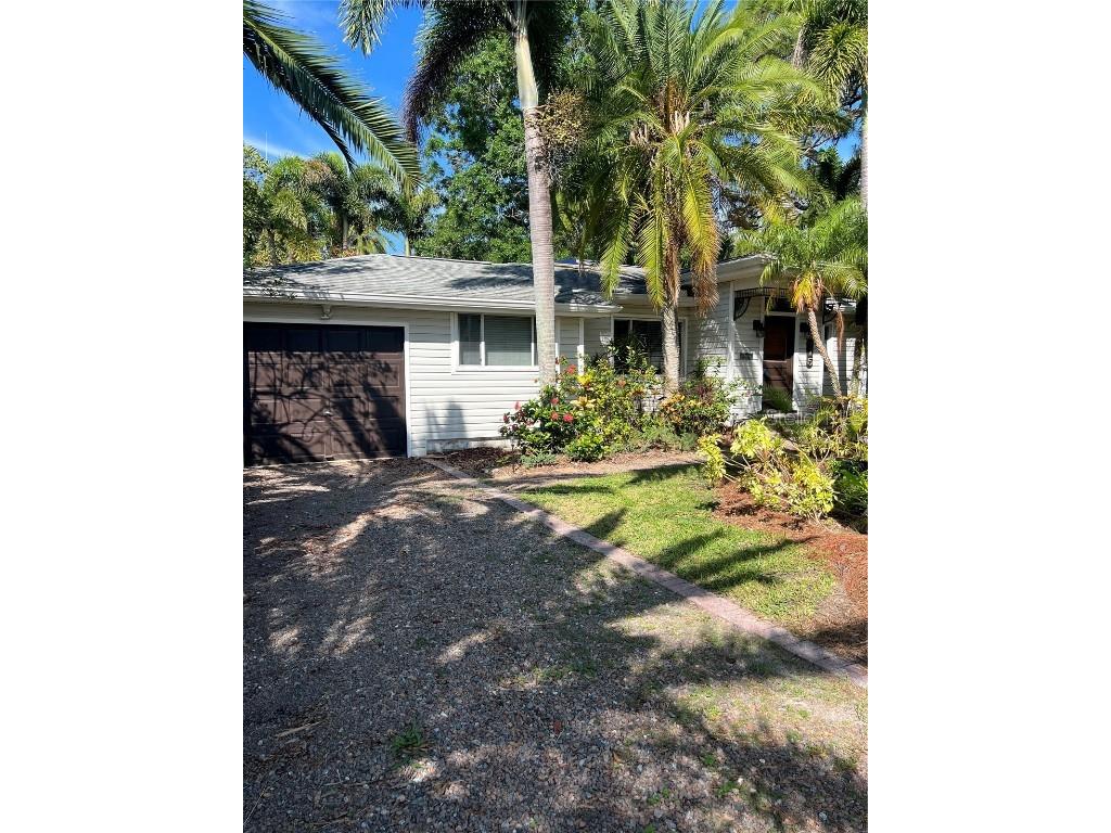 715 Riverside Drive Tarpon Springs FL 34689 TB8401282 image1