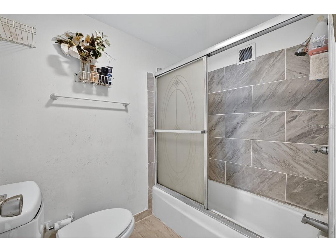 715 S Beach Street #115D Daytona Beach FL 32114 V4945324 image19