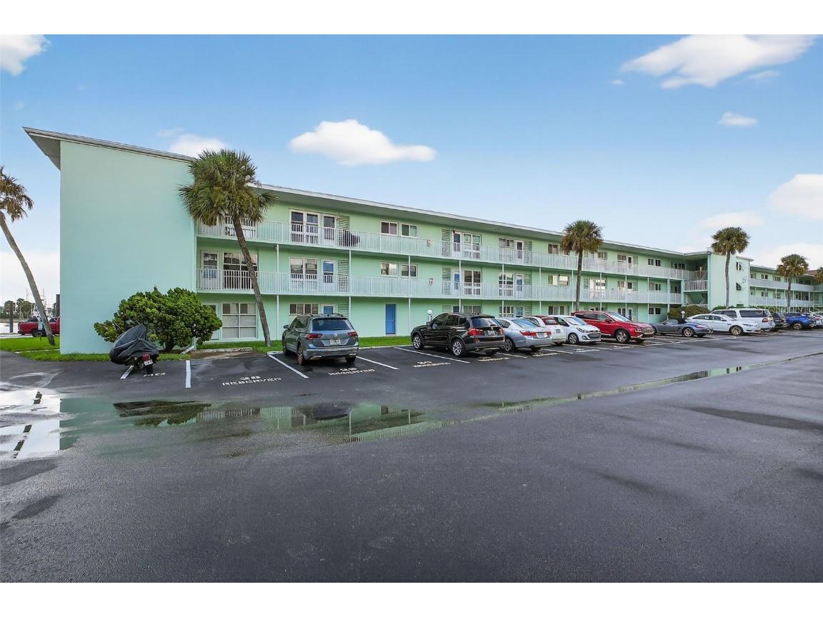 715 S Beach Street #115D Daytona Beach FL 32114 V4945324 image2