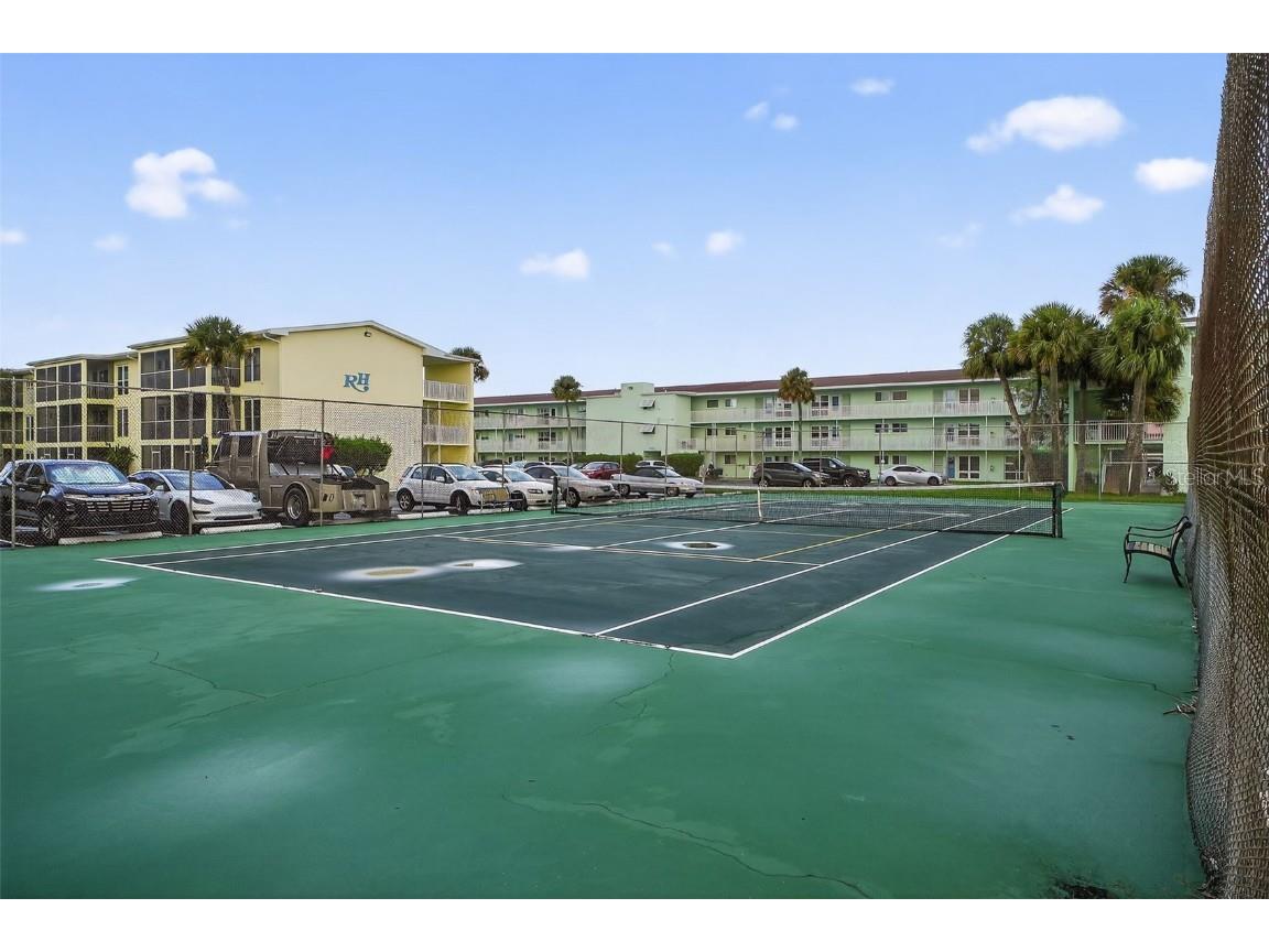 715 S Beach Street #115D Daytona Beach FL 32114 V4945324 image25