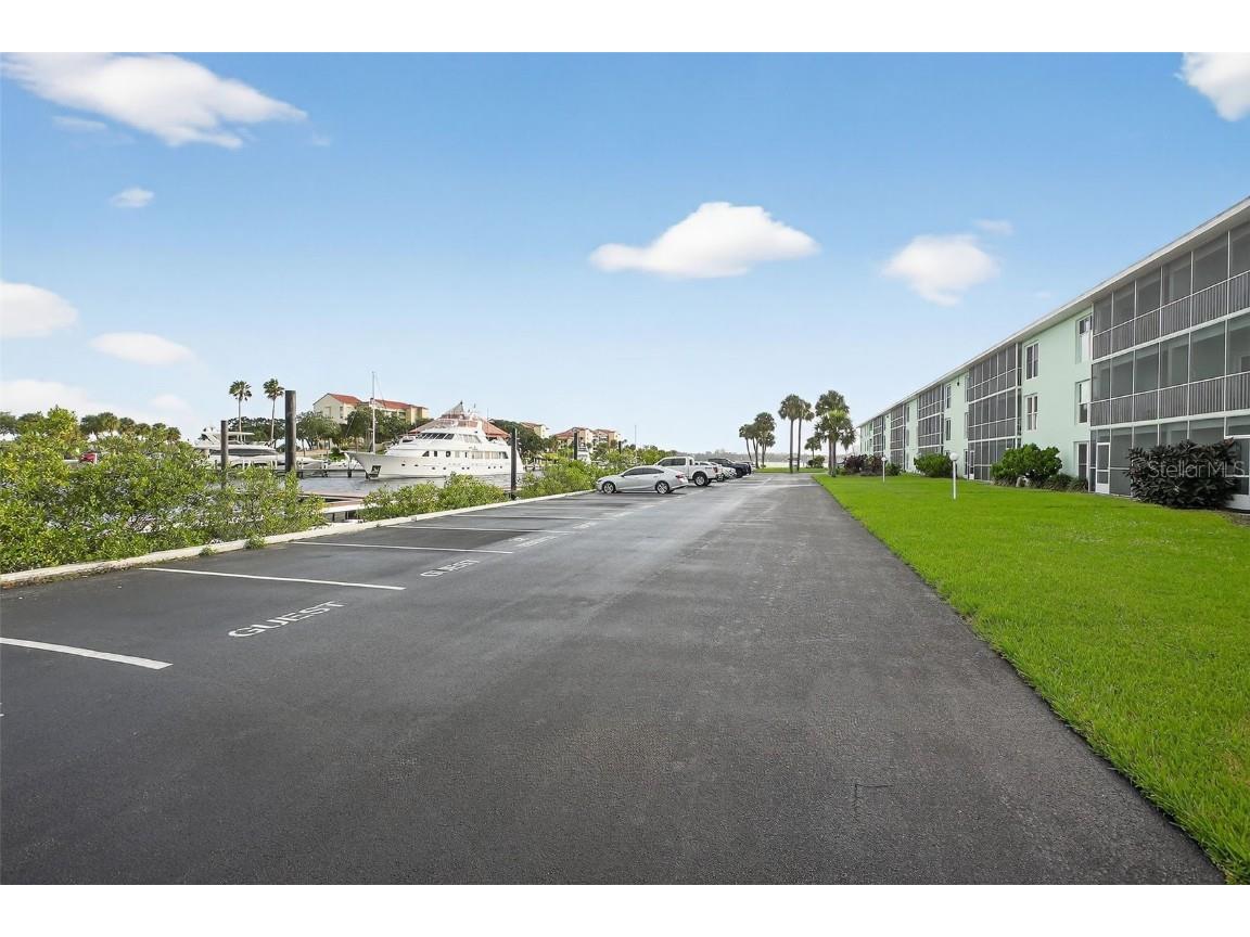 715 S Beach Street #115D Daytona Beach FL 32114 V4945324 image32