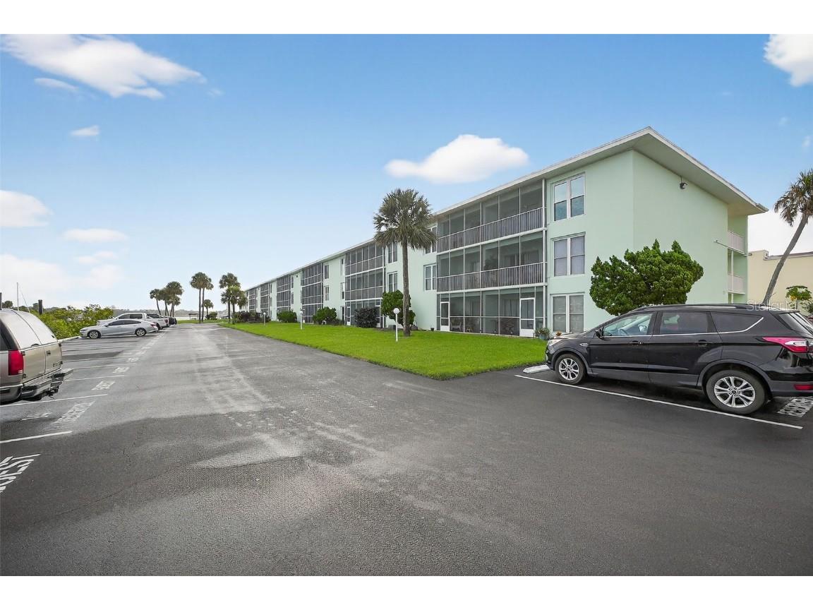 715 S Beach Street #115D Daytona Beach FL 32114 V4945324 image36