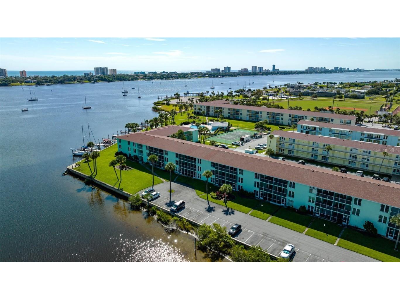 715 S Beach Street #209D Daytona Beach FL 32114 V4932172 image1