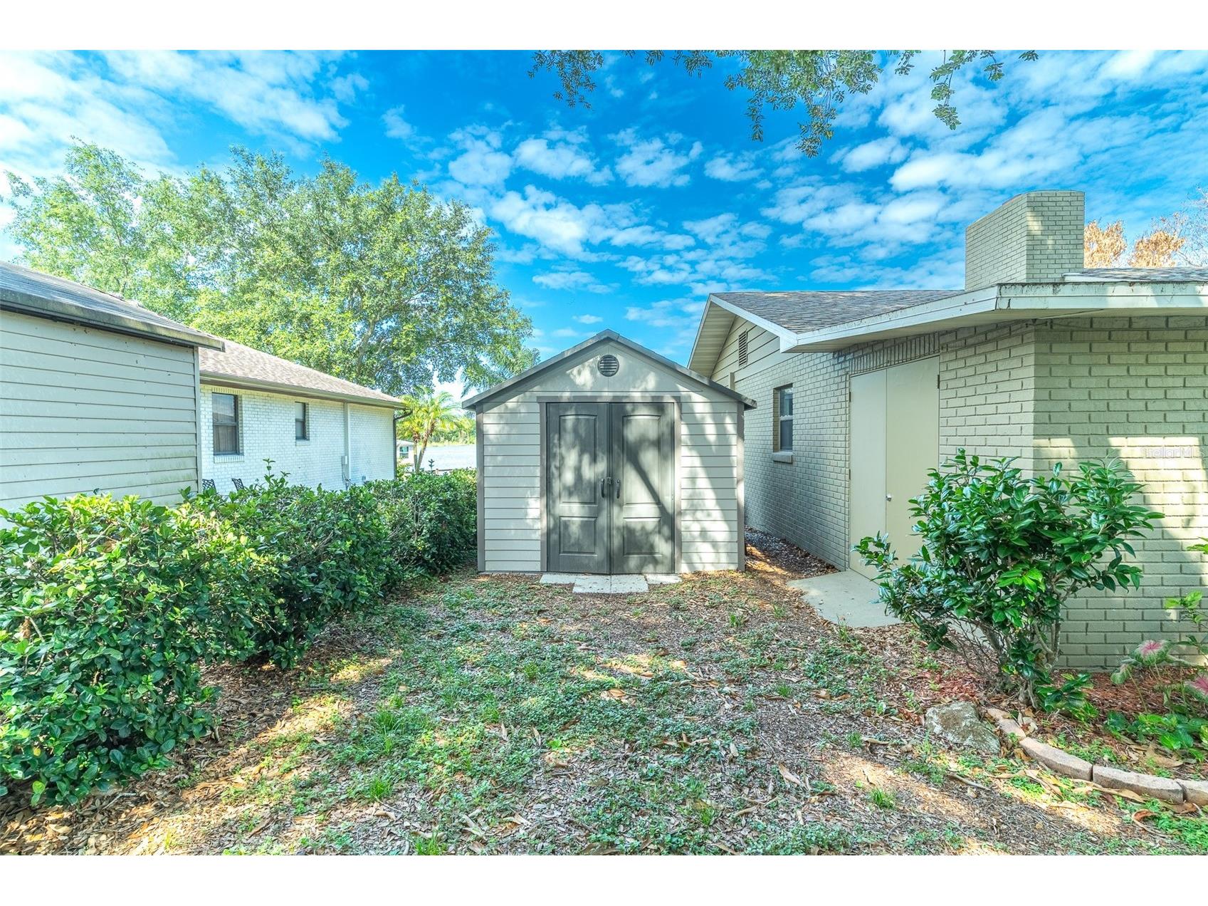 715 S Lakeside Terrace Eagle Lake FL 33839 - Eagle Lake L4961783 image34