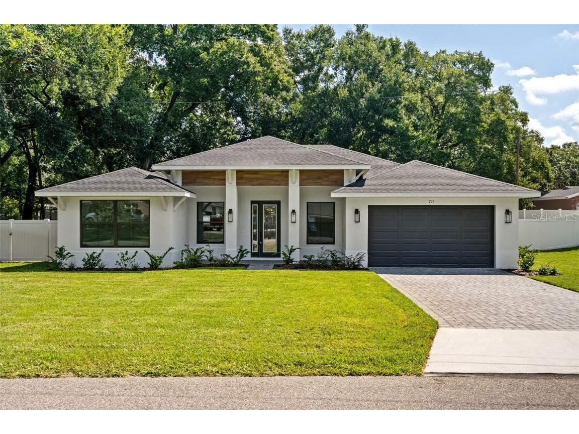 715 Saxby Avenue Orlando FL 32835 - LAKE HIAWASSEE O6119220 image1