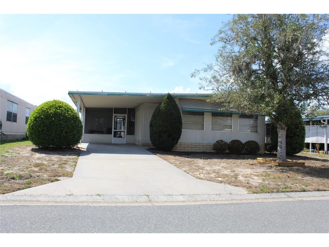 715 W Coach N Four Drive Leesburg FL 34748 G5067383 image1