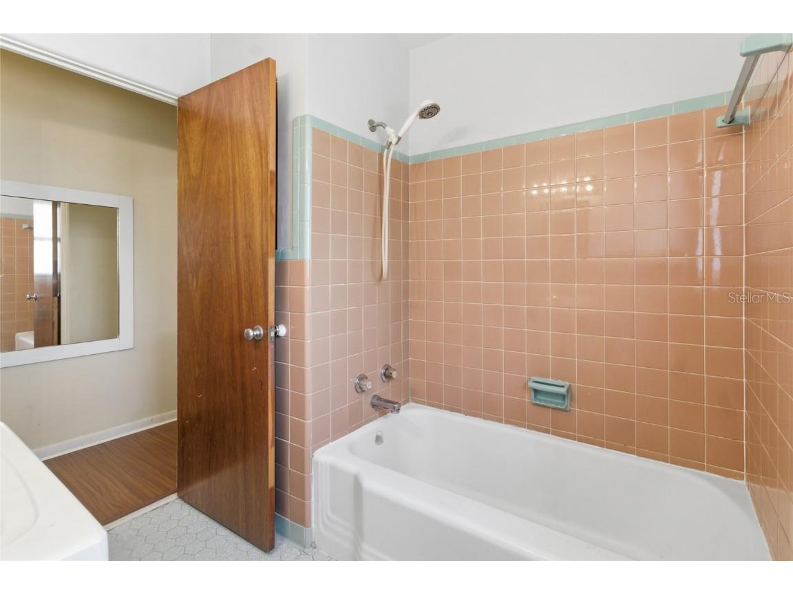 715 Wildabon Avenue Lake Wales FL 33853 L4956597 image16