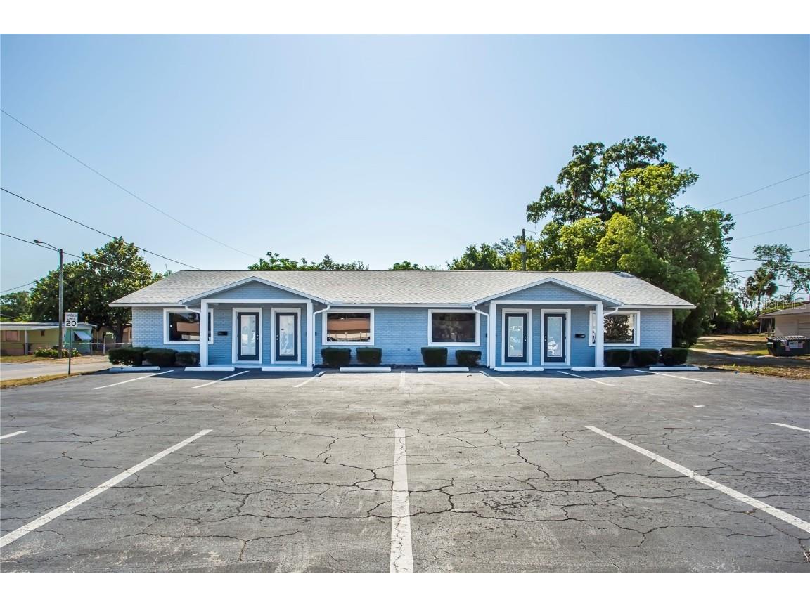 7150 Congress Street New Port Richey FL 34653 W7839788 image1