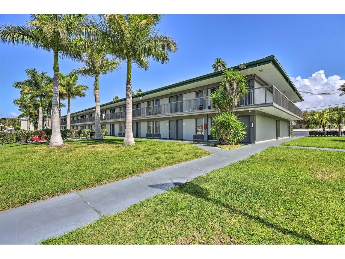 7150 N Tamiami Trail #C-128 Sarasota FL 34243 A4575390 image1