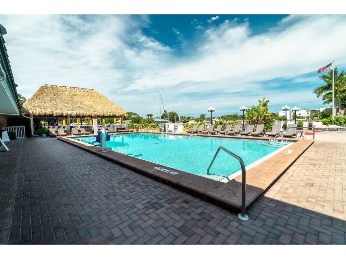 7150 N Tamiami Trail #C-128 Sarasota FL 34243 A4663404 image12