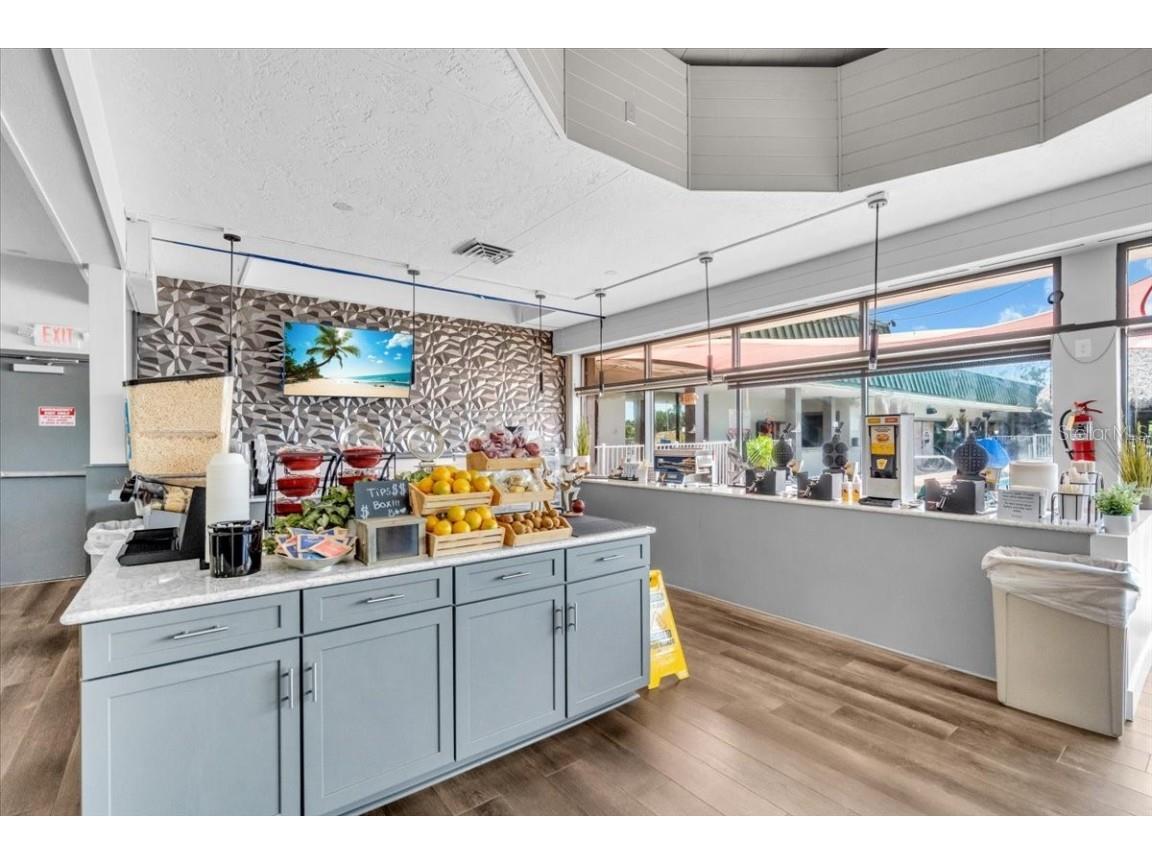 7150 N Tamiami Trail #C-128 Sarasota FL 34243 A4663404 image21
