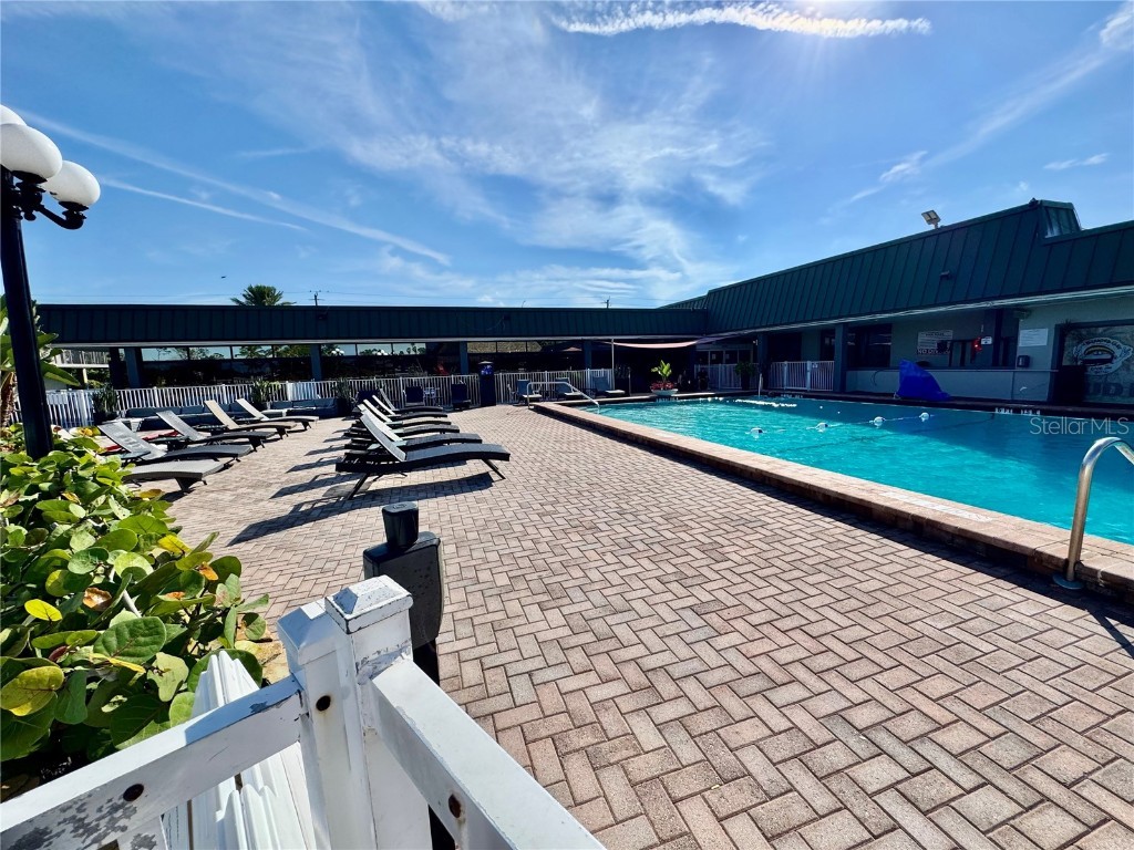 7150 N Tamiami Trail #C133 Sarasota FL 34243 A4665730 image35